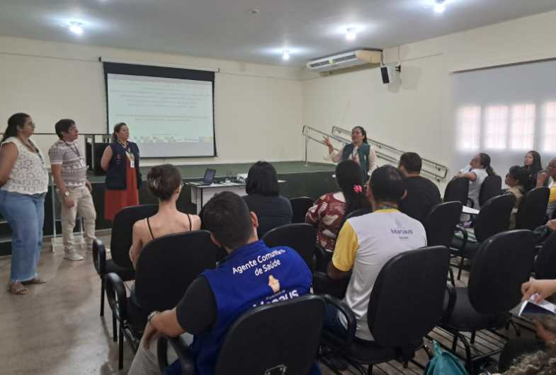 Treinamento em Manaus para LIRAa contra Aedes aegypti